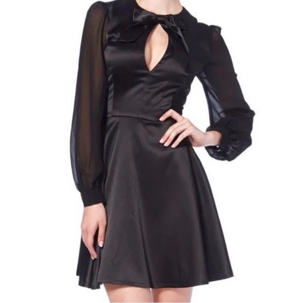 Voodoo Vixen Satin Long Sleeve Dress perfect condition sz L